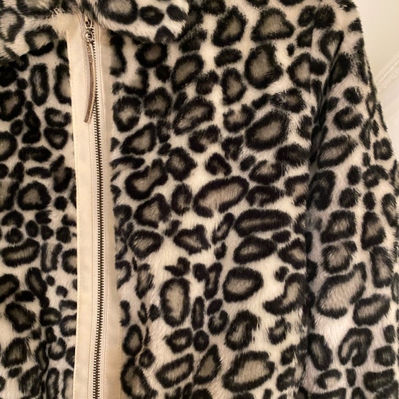 🖤SOLD🤍Vintage Fodisi little 90s fur leopard print bomber - Picture 5 of 6